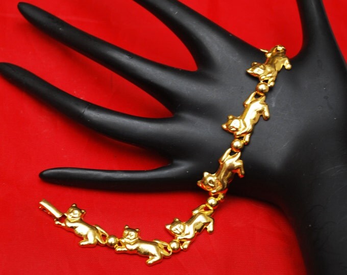 Cat Link Bracelet - signed Avon - Gold cats golden kittens bangle