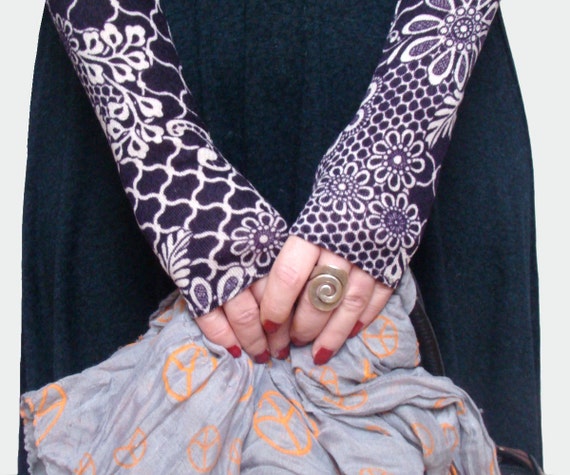 Victorian Purple and White damask fingerless gloves - Warm Winter Arm Warmers Gothic Dark steampunk flower floral paisley mandala gift wool by WearMeUp steampunk buy now online
