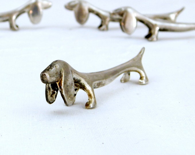 Vintage Set of 6 French Metal Dog Dachshund Shaped Silver Plated Knife Rests, Dinnerware, Retro Home Interior, Shabby, Cutlery, Sausage Vintage Set of 6 French Metal Dog Dachshund Shaped Silver Plated Knife Rests, Dinnerware, Retro Home Interior, Shabby, Cutlery, Sausage