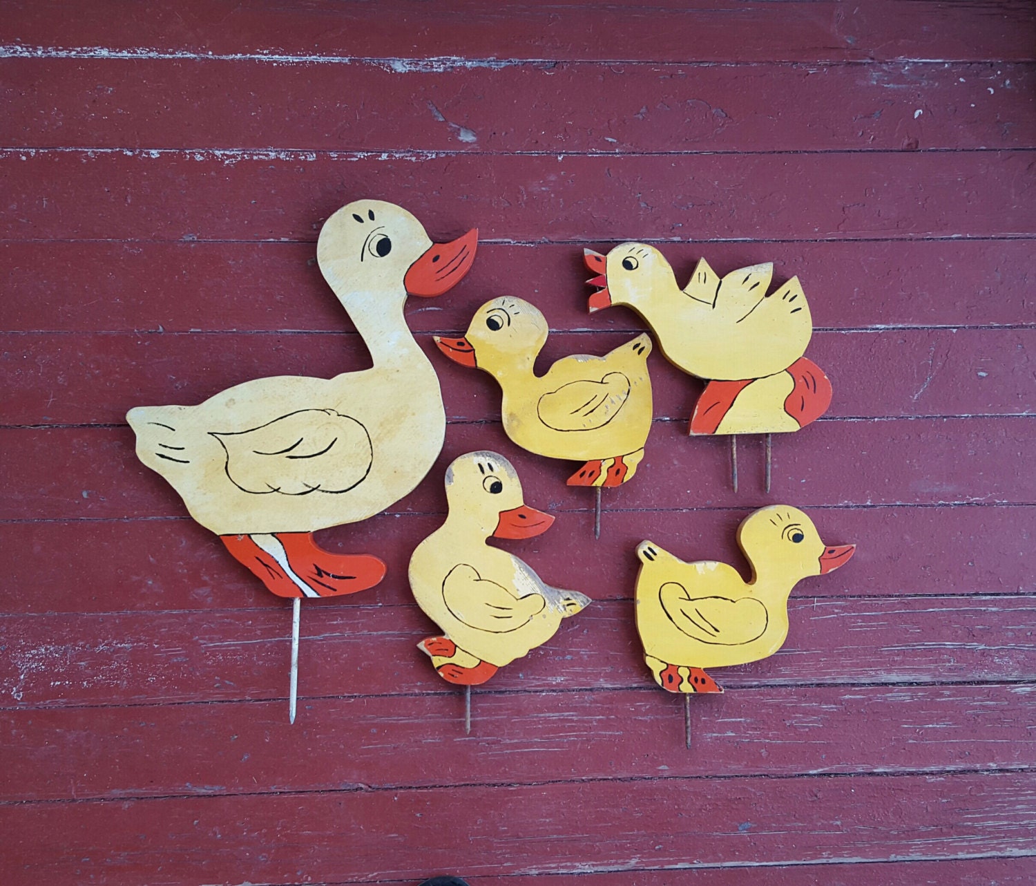 plastic duck lawn ornaments