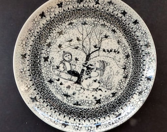 WINTER. Large 1970s BJORN WIINBLAD Seasons Wall Plate for Nymolle. 10 1/2 inches