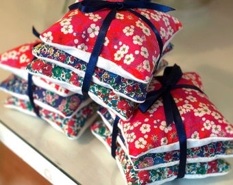 Liberty Lavender Bag Bundles / Lavender Sachets Present for Her British Handmade Stocking Filler Christmas Gift