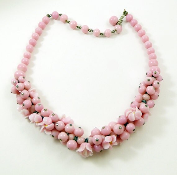 Vintage Early Pink Glass Bead Flower Necklace