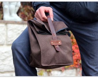 Personalized Mens Gift /Waterproof Lunch Bag / Brown Lunch Tote / Lunch Bag Men / Gift for Him / Father's Day Gift / FREE PERSONALIZATION
