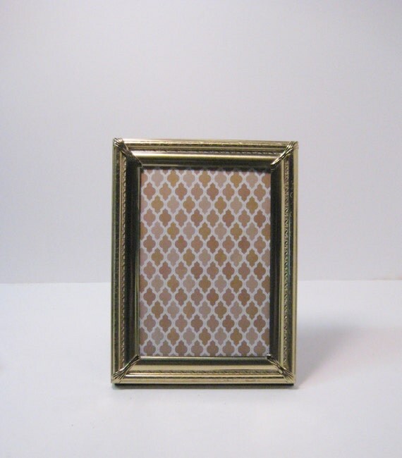 Vintage Gold Metal Photo Frame Art Deco Style 5 x 7 Picture