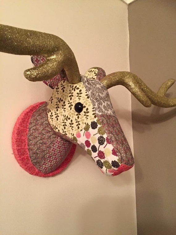 stuffed deer head wall mount