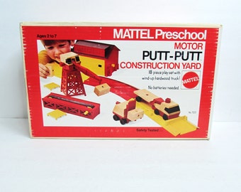 Mattel Preschool Putt Putt Motor Construction Yard Playset 18 PC Set 1973
