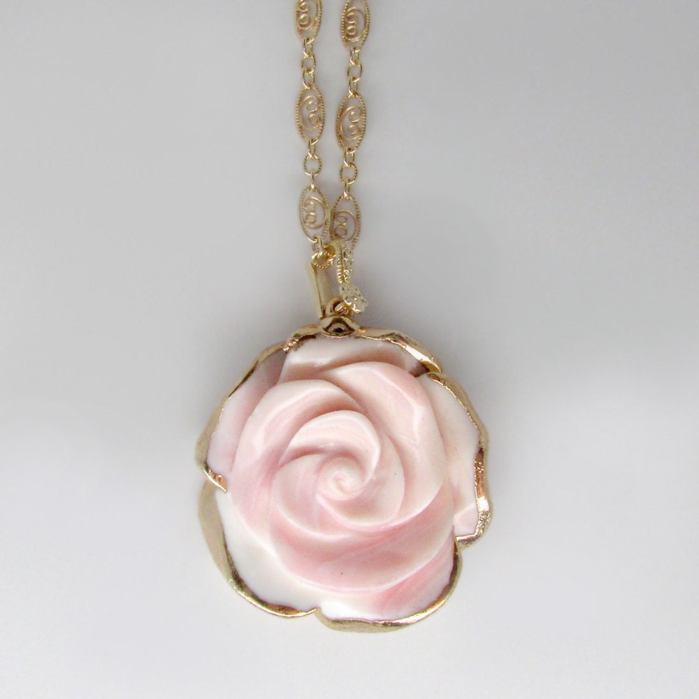 gold pink flower necklace conch shell necklace rose flower