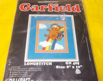 Unopened vintage Garfield kit cat rainbow Millcraft GN 405 Longstitch needlecrafts 8X10 sealed kits yarn intertlock canvas dated 1978 crafts