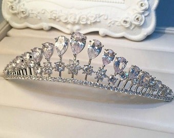 Swarovski Bridal Tiara, Vintage Bridal Tiara, Wedding Tiara, Crown Tiara, Hairpiece Princess