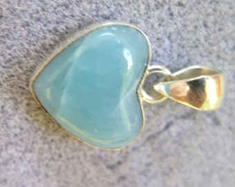 Lovely Sky Blue Larimar .925 Sterling Silver Heart Pendant 26mm