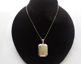 Vintage-style Deco Etched Sterling Silver LOCKET Pendant Necklace ~ 18" Sterling Chain