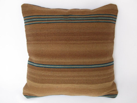 Peru founded pillow Peruvian Peruvian blanket Brown pillow