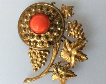 Vintage Gold Tone Floral Brooch With Red Glass.
