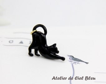Cat Charm, Black Cat Charm, Enamel Cat Charm, Black Cat Pendant, Cat Jewelry, Animal Charm, Black Charm