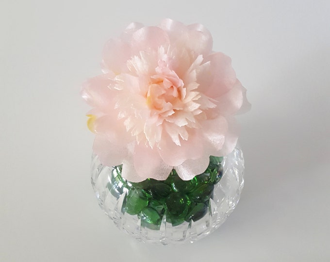 Edible Peonies, Wafer Paper Flowers for Cakes - "Anemone Style"