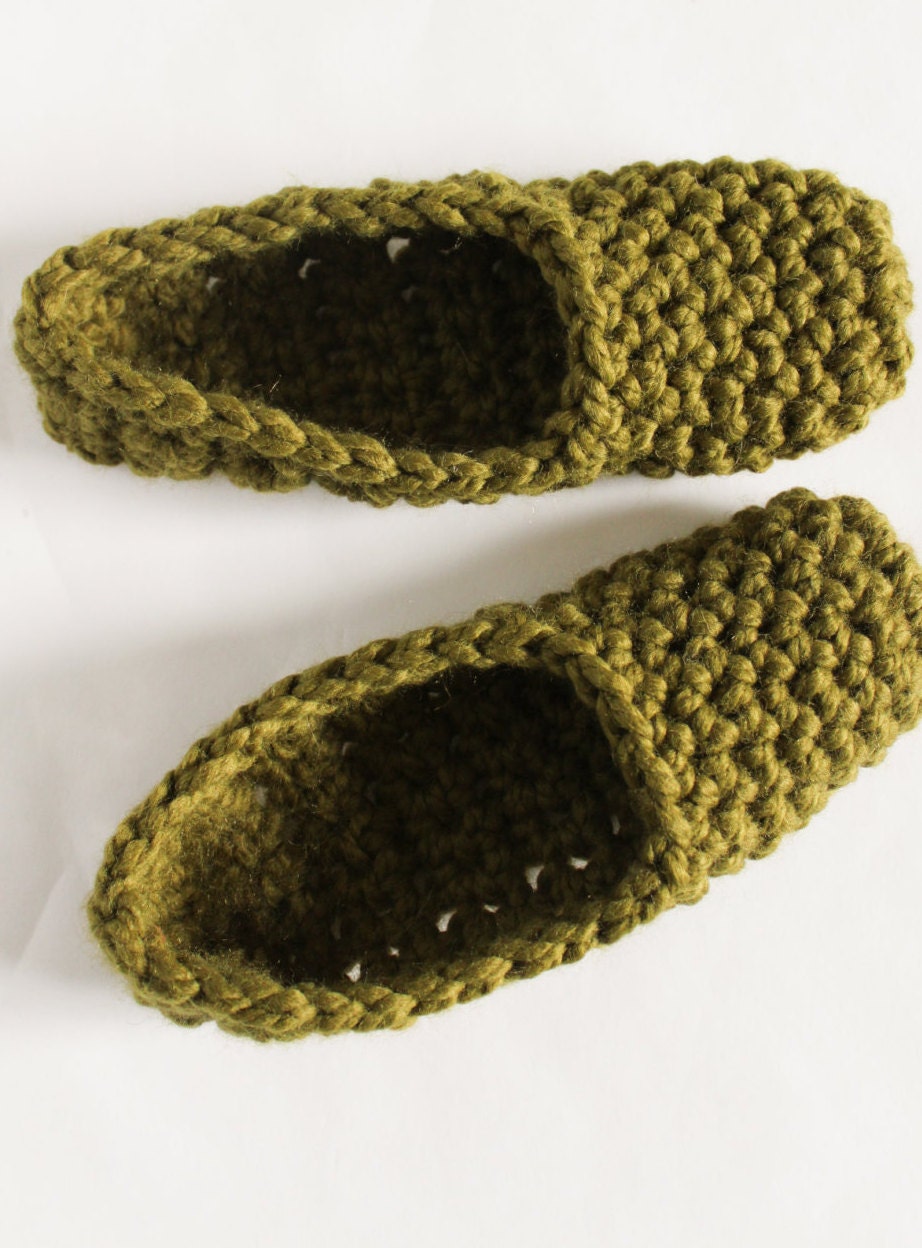 Chunky Knit Women's Slippers Crochet House by ACozyBitofKnits