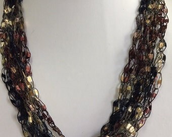Ladder Yarn Crocheted Necklace