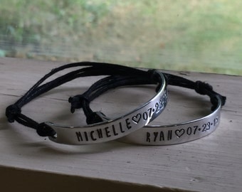 Couples Bracelets With Names - Custom Date Bracelet - Personalized Couples Jewelry for Him and Her - Engraved Couples Jewelry