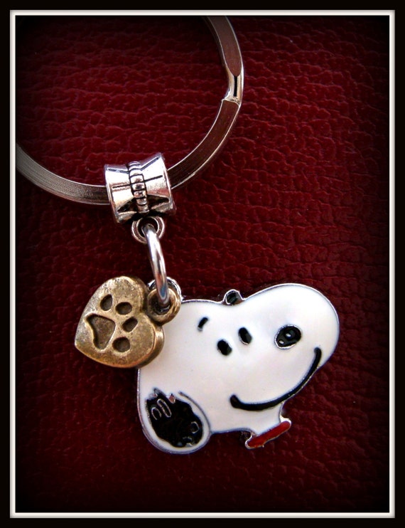 SNOOPY the Dog PEANUT's Character KEYCHAIN Jewelry Paw