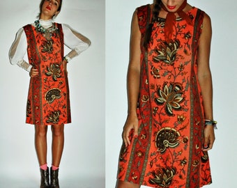 1960s Coral & Rust Sarasa Floral Print Shift Dress