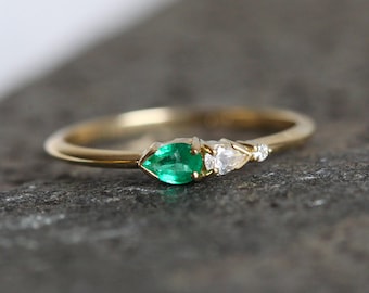 Emerald And Diamond Ring, Diamond Emerald Ring, Cluster Ring, Three Stone Ring, Tiny Cluster Ring, Emerald Cluster Ring, Emerald Pear Ring