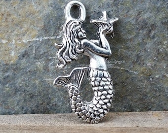 Mermaid With Star Fish Charm Silver Pewter C70,silver mermaid charm,mermaid charm,bracelet charm,beachy charms,ocean charm, sea life charm