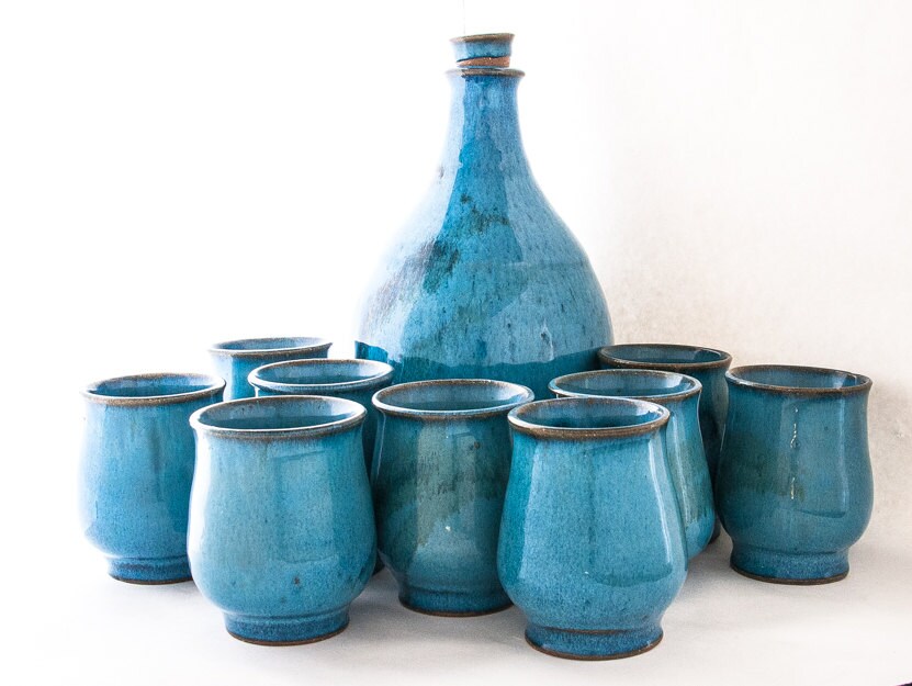 DECANTER. DECANTER SET. Wine Decanter. Ceramics and Pottery.