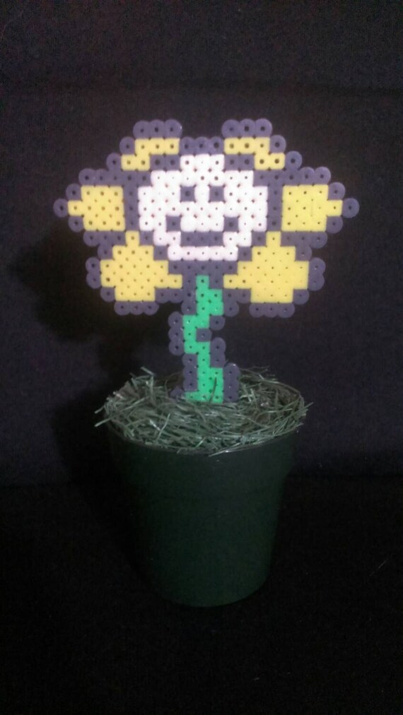 Items similar to Undertale Flowey in flower pot pixel art bead sprite ...