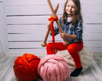 Wool Yarn, Wool roving, Chunky yarn, Merino wool, Merino wool yarn, Merino, Merino roving, Merino yarn, 16 oz