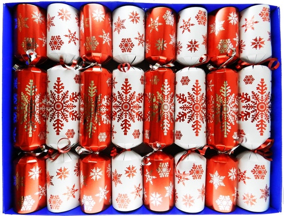 red and white snowflake family christmas crackers hand red and white snowflake family christmas crackers hand