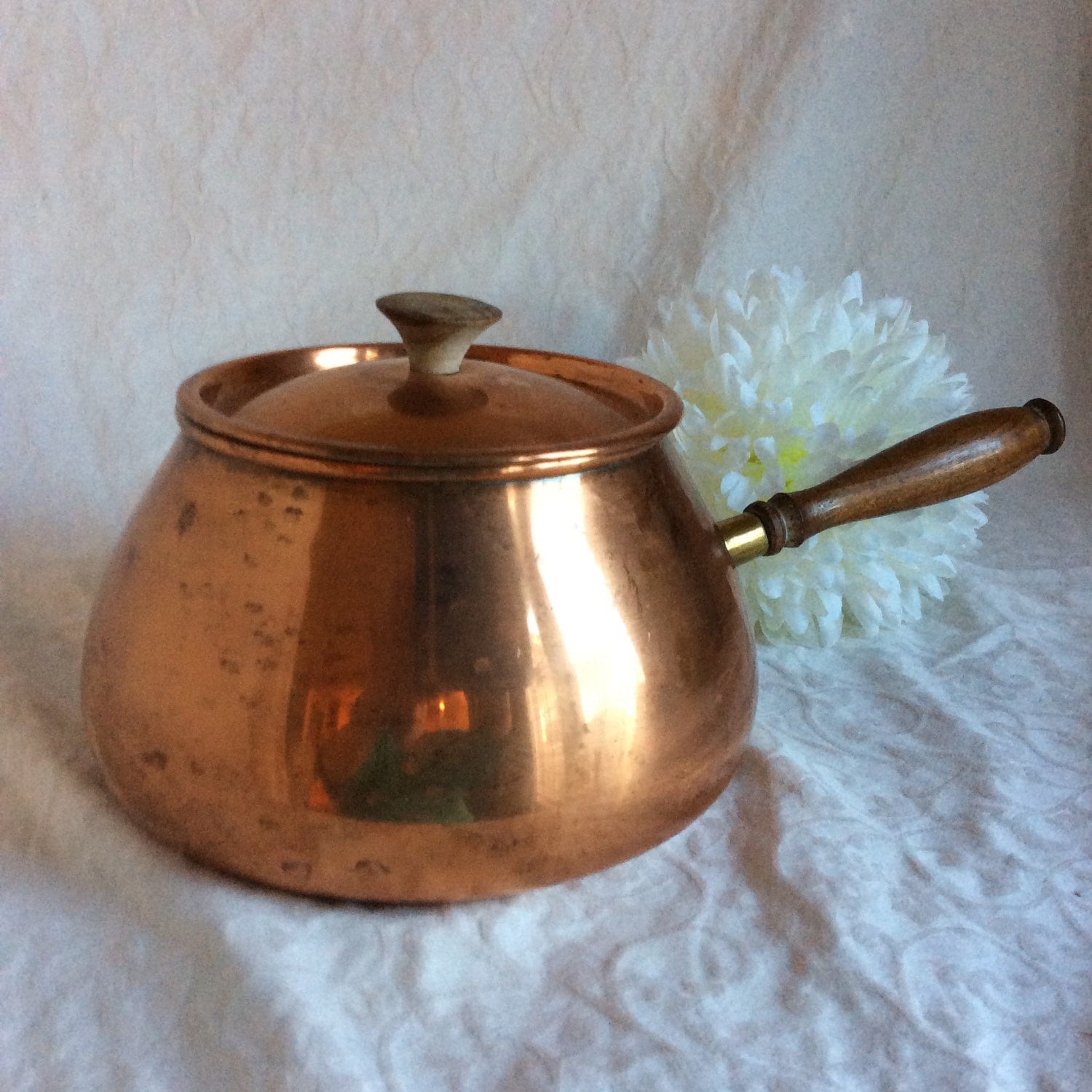 Vintage Tagus copper pot with lid. Made in Portugal.