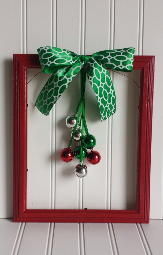 SALE Christmas Picture Frame Wreath
