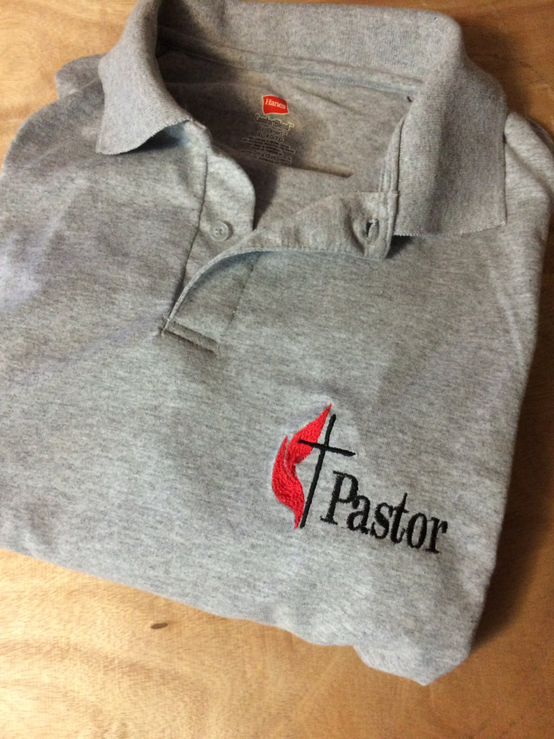 pastor shirt collar