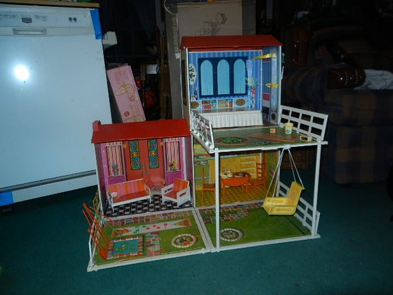 Barbie's Surprise House with all accessories and original