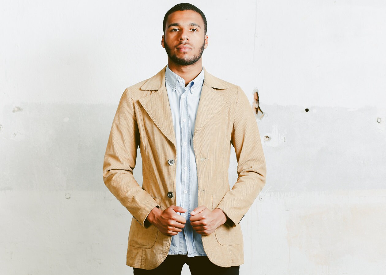 Mens Vintage 70s Clothing Slim Fit Sport Coat Classic Beige Jacket Smart Casual Outfit Boyfriend Wear Size Medium Mens Vintage 70s Clothing Slim Fit Sport Coat Classic Beige Jacket Smart Casual Outfit Boyfriend Wear Size Medium