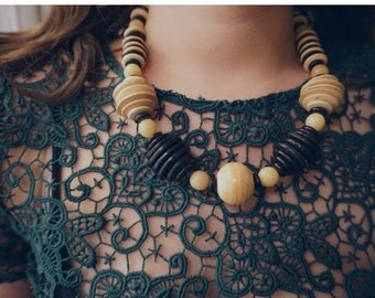 1980's Vintage Wooden Boho Necklace