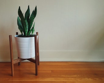12" Midcentury Plant Stand