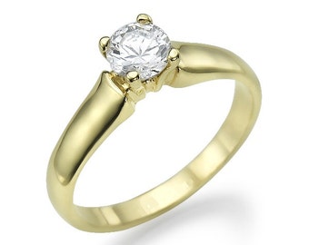 Gold Ring 14 k diamond out of beautiful 0.40 CT