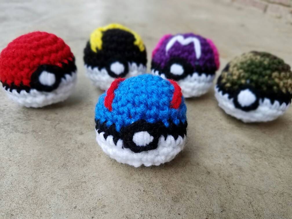 Crochet Great Ball Pokeball Amigurumi Stuffed Pokeball in