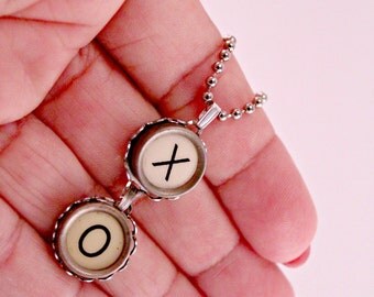 Rare White Hugs and Kisses X O Vintage Typewriter Key Necklace with 18 Inch Ballchain