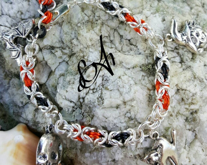 Halloween Charm Bracelet, Chainmaille jewelry, skull bracelet, Byzantine Orange And Black