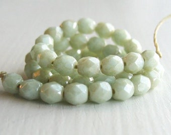 50 Opaque Seafoam Gold Dust Faceted 4mm Rounds