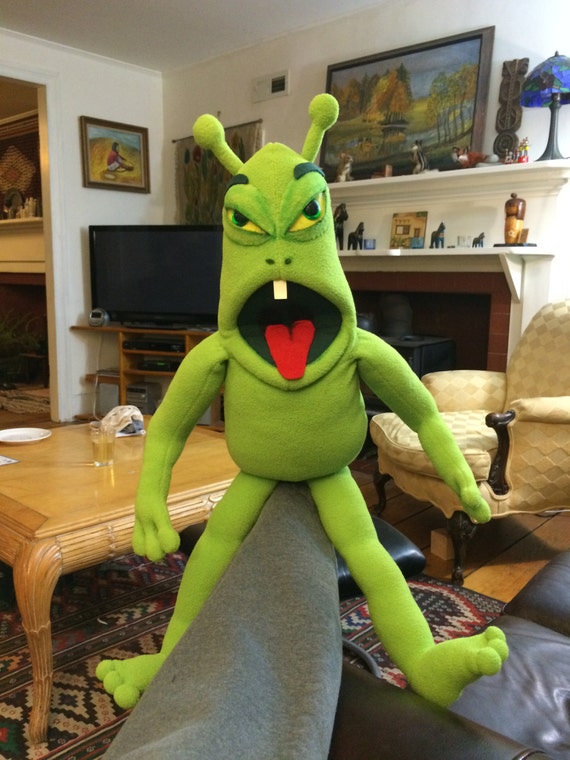 Alien puppet from Supermarologan youtube sml movie.