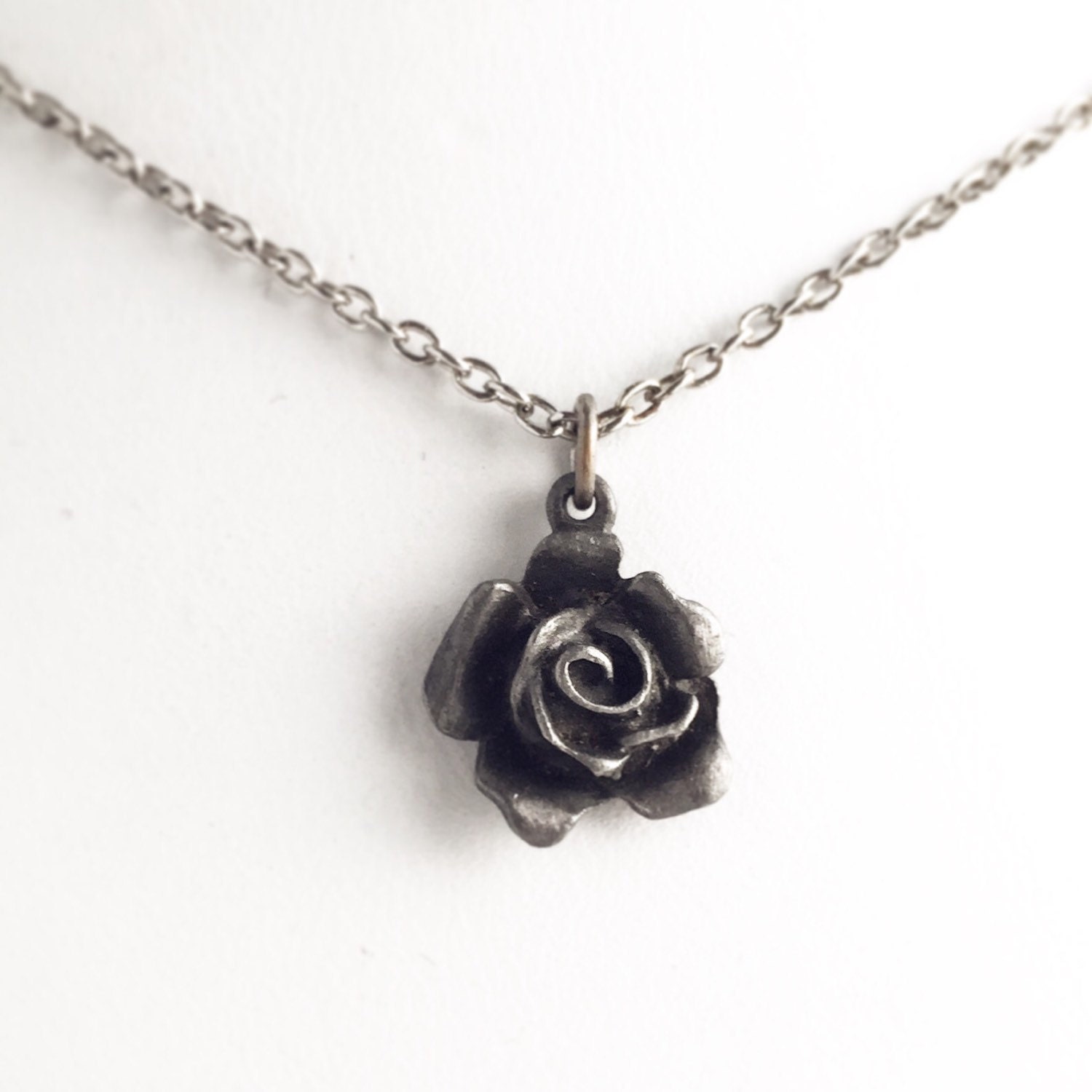 Vintage Pewter Rose Necklace / Little Flower Pendant Roses