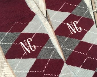 Groom Socks - Burgundy - Maroon - Wine Red - Groomsmen Gift - Monogram Socks - Mens Dress Socks - Wedding Party Gift - Wedding Socks