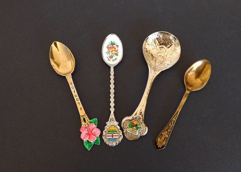Vintage Souvenir Spoons, Decorative Spoons, Memorabilia, Miniature