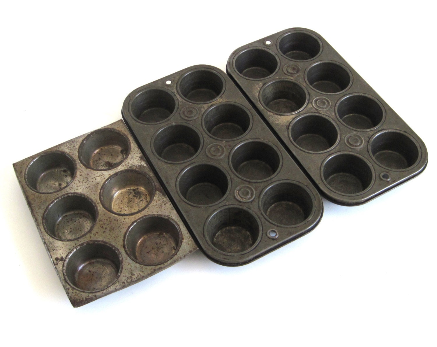 mini-muffin-tins-antique-bakeware-cupcake-pans-by-lauraslastditch