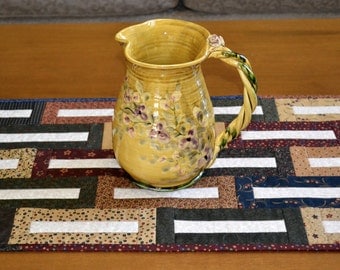 Patchwork Keyhole Table Runner Kansas Troubles Moda