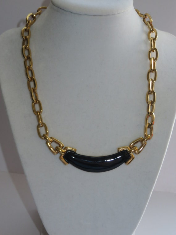 Vintage Monet Black and Gold Tone Enamel Pendant Necklace